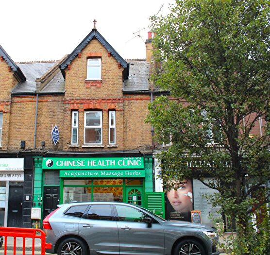 3 Bedroom Terraced House For Sale In London, NW10