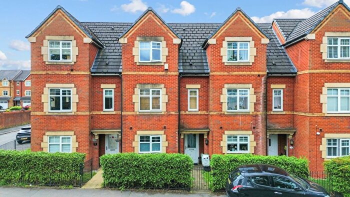 4 Bedroom Town House For Sale In Fleet Lane, St. Helens, WA9