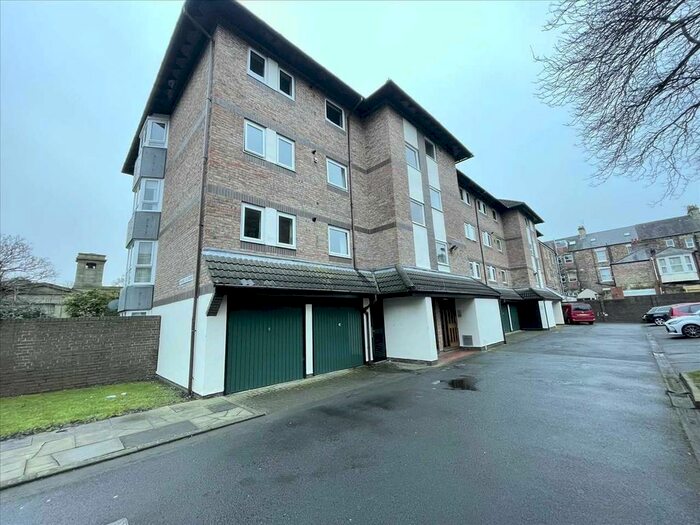 2 Bedroom Flat To Rent In Brandling Court, Akenside Terrace, Newcastle Upon Tyne, NE2