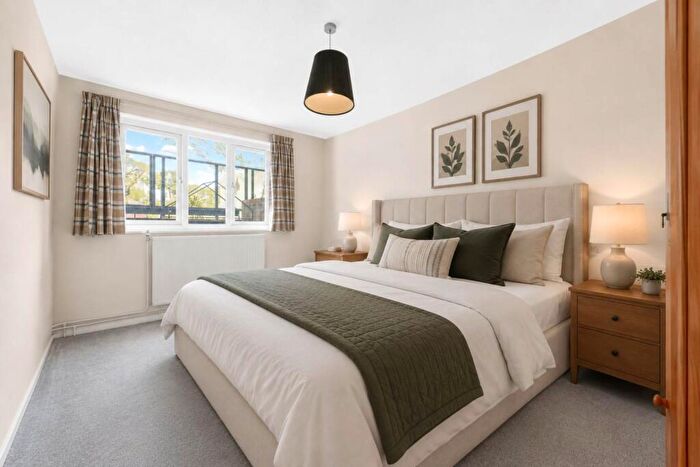 1 Bedroom Flat For Sale In Half Moon Crescent, N1 - Photo 3