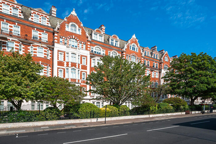 3 Bedroom Flat For Sale In Prince Albert Road, St John's Wood, London, , United Kingdom, NW8