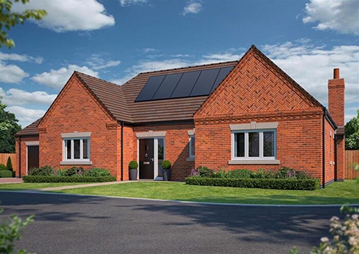 3 Bedroom Detached Bungalow For Sale In Leamington Road, Styvechale, Coventry, CV3
