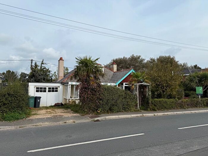 3 Bedroom Bungalow For Sale In Whitecliff Lodge, Hillway Road, Bembridge, Isle Of Wight, PO35