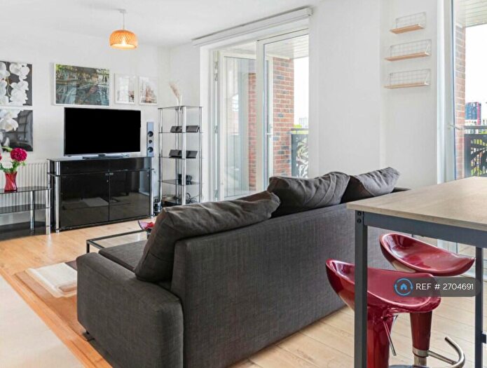 1 Bedroom Flat To Rent In Keir Hardie, London, E16