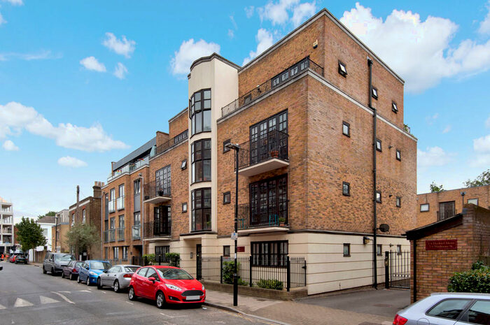 2 Bedroom Flat To Rent In Wedmore Street, N19