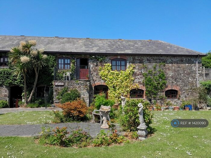 2 Bedroom Penthouse To Rent In Lymsworthy, Bude, EX23