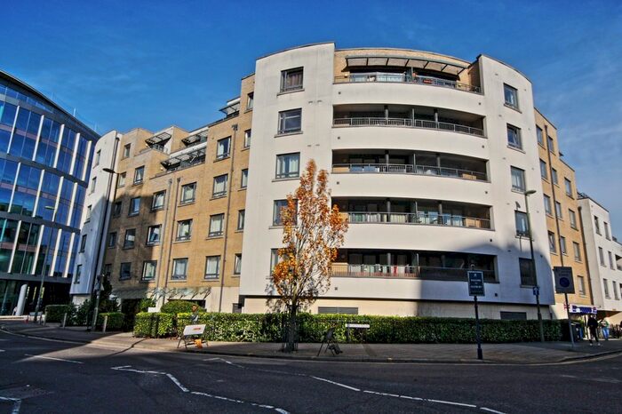 1 Bedroom Flat To Rent In Chertsey Road, Woking GU21