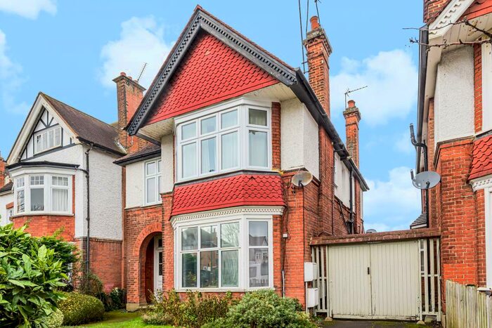 Apartment To Rent In Surbiton, Greater London, KT6