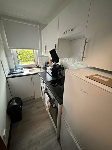 1 Bedroom Flat To Rent In Merry Street, Motherwell, ML1