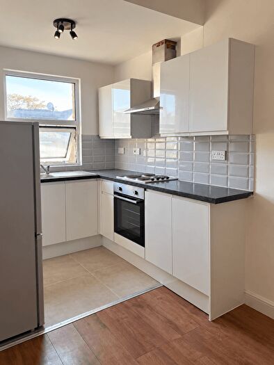 2 Bedroom Property To Rent In High Road, London, N17