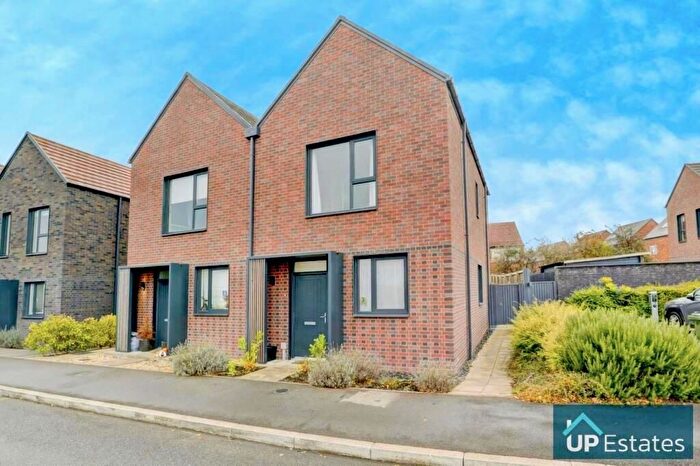 3 Bedroom Semi-Detached House For Sale In Park View, Houlton, Rugby, CV23