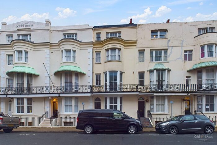 1 Bedroom Flat To Rent In Cavendish Place, Town / Seafront, BN21
