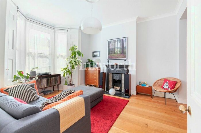 3 Bedroom Terraced House To Rent In Clinton Road, London, N15