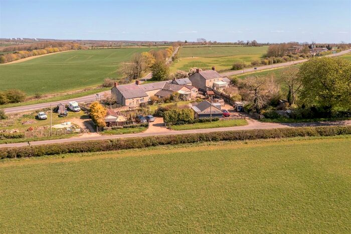 6 Bedroom Barn Conversion For Sale In Souldern, Bicester, OX27