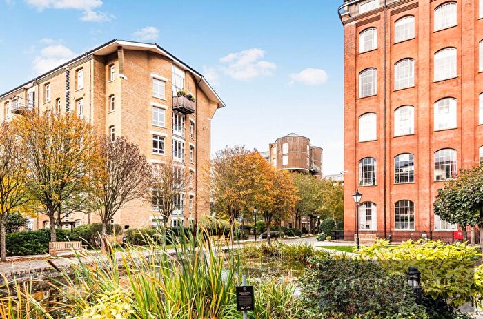 2 Bedroom Apartment For Sale In Park West Building, Bow Quarter, London, E3