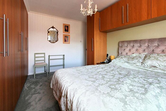 2 Bedroom Semi-Detached Bungalow For Sale In Mount Nod Way, Coventry, CV5