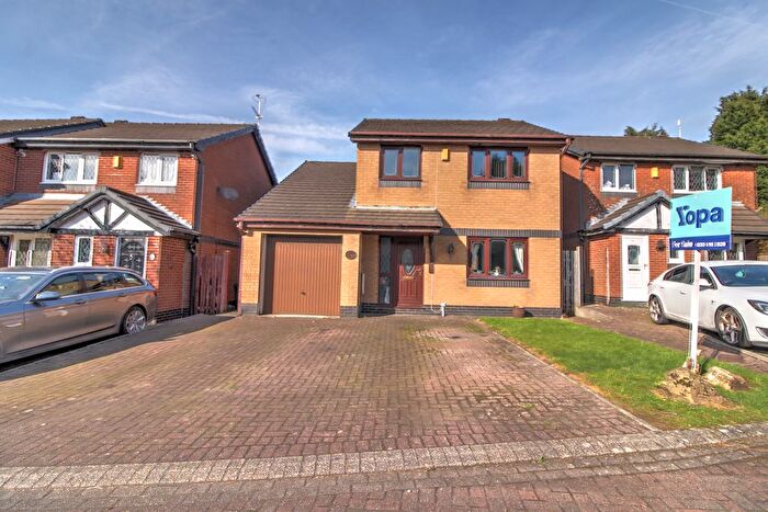 4 Bedroom Detached House For Sale In Abbott Clough Close, Blackburn, BB1