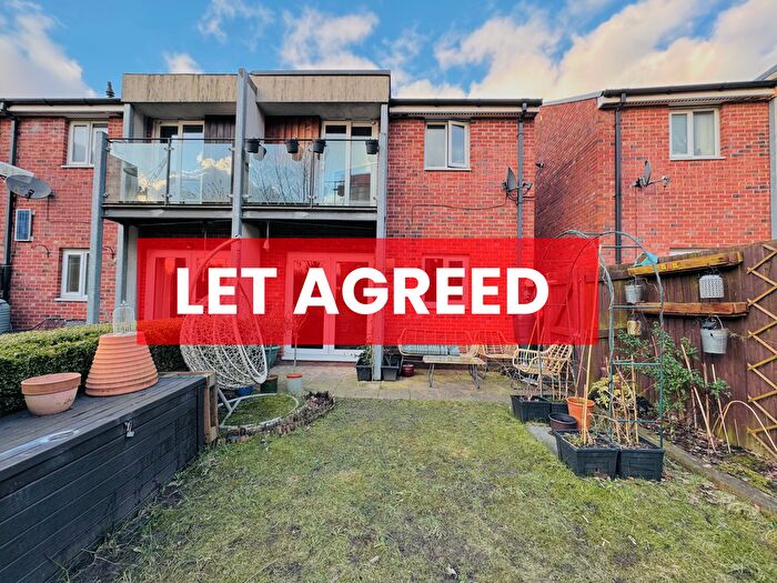 3 Bedroom End Of Terrace House To Rent In Stillwater Drive, Manchester, M11