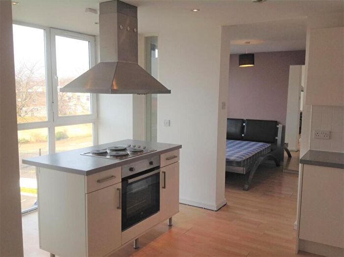 Apartment To Rent In Conway Street, Liverpool, L5