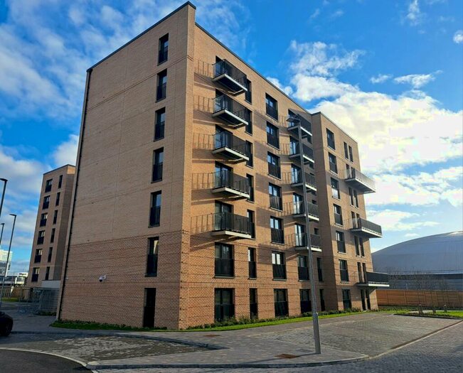 2 Bedroom Flat To Rent In Minerva Square, Glasgow, G3