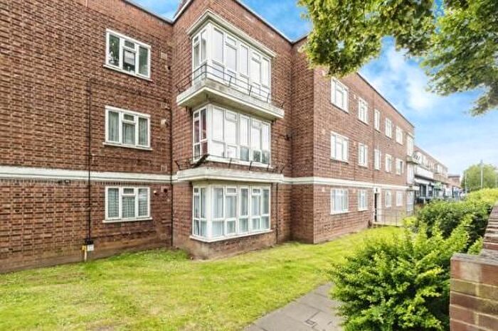 2 Bedroom Flat To Rent In Longbridge Road, Barking, London, IG11