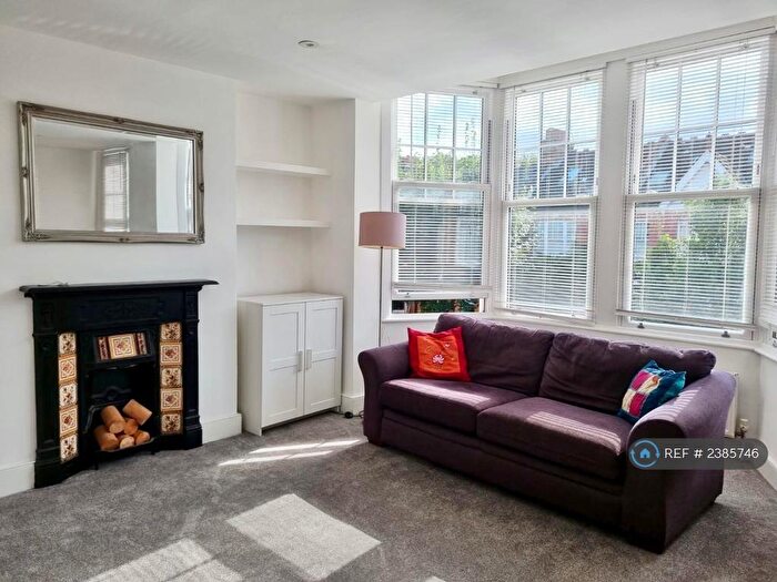 3 Bedroom Maisonette To Rent In Priory Avenue, London, N8