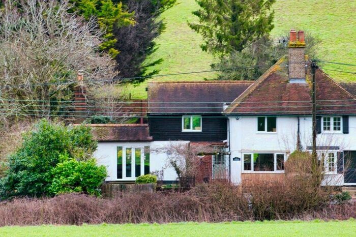 3 Bedroom Cottage For Sale In Maplescombe Lane, Farningham, DA4