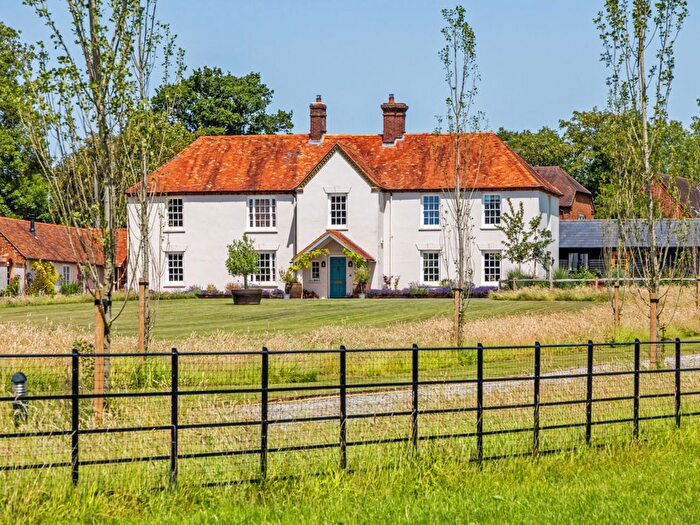 6 Bedroom Country House For Sale In East Grimstead, Salisbury, SP5