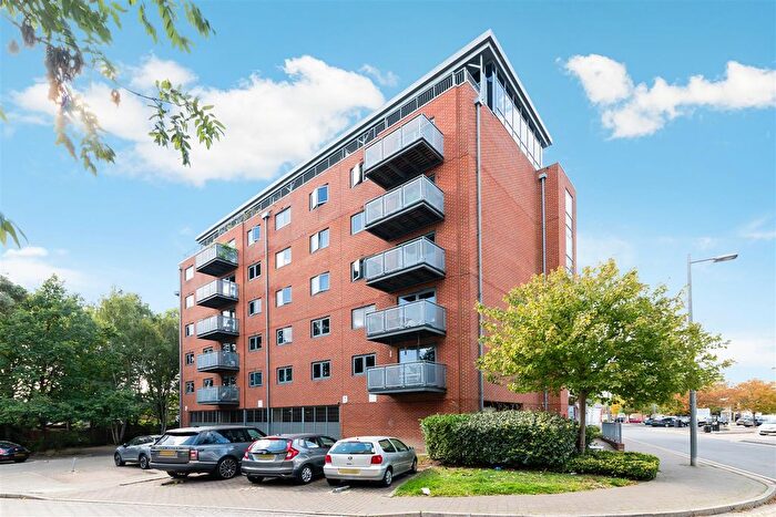 2 Bedroom Flat For Sale In Chapter Way, Colliers Wood, SW19