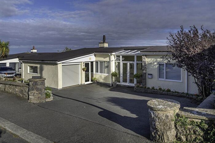 3 Bedroom Detached Bungalow For Sale In Lon Fferam, Benllech, Tyn-Y-Gongl, LL74