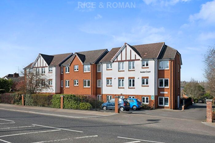 2 Bedroom Retirement Property For Sale In Austen Court, Winchmore Hill, N21