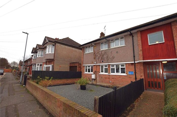 2 Bedroom Apartment To Rent In Bath Road, Romford, RM6