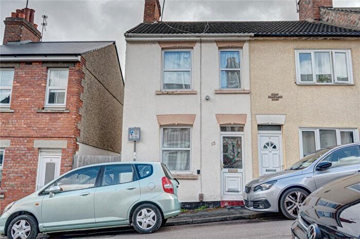2 Bedroom End Of Terrace House For Sale In Western Street, Old Town, Swindon, Wiltshire, SN1