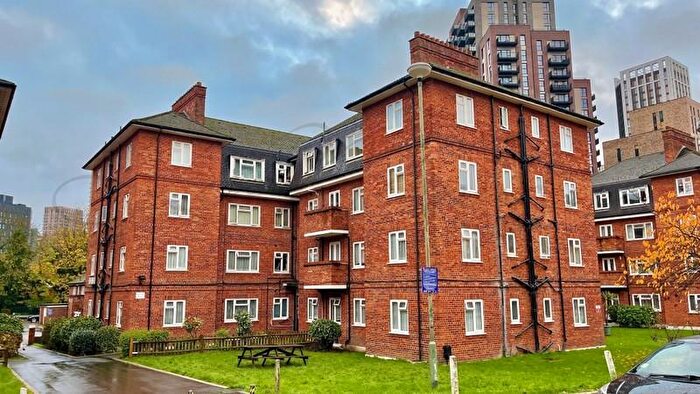 2 Bedroom Flat To Rent In North End Road, Wembley, HA9