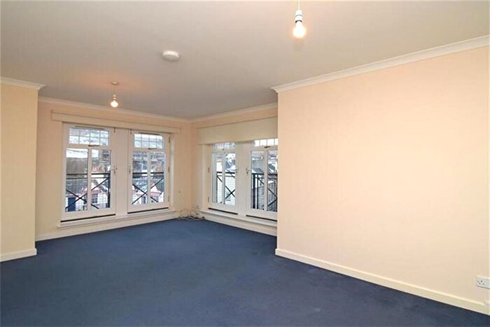 2 Bedroom Flat To Rent In Westport, Grassmarket, EH1