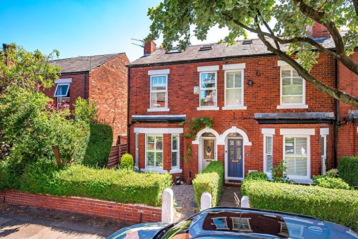 4 Bedroom End Terrace House For Sale In Abington Road, Sale, M33