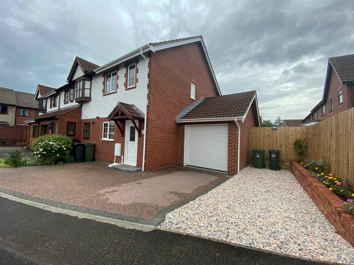 2 Bedroom Property To Rent In Savernake Road, Worle, Weston-Super-Mare BS22