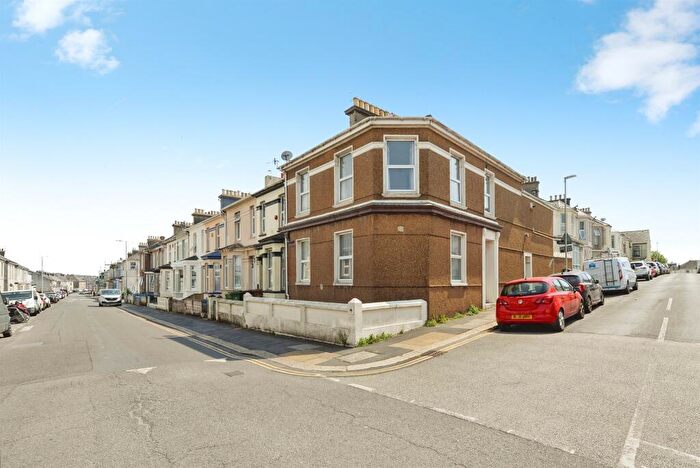 2 Bedroom Flat For Sale In Grenville Road, Plymouth, PL4