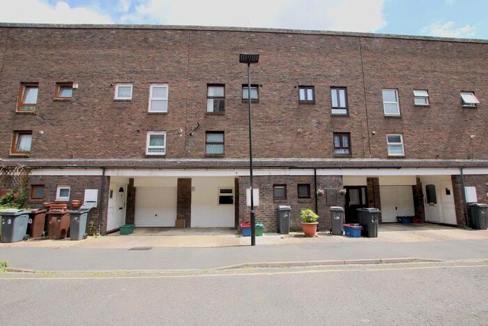 5 Bedroom Terraced House To Rent In Summerwood Road, Isleworth, TW7