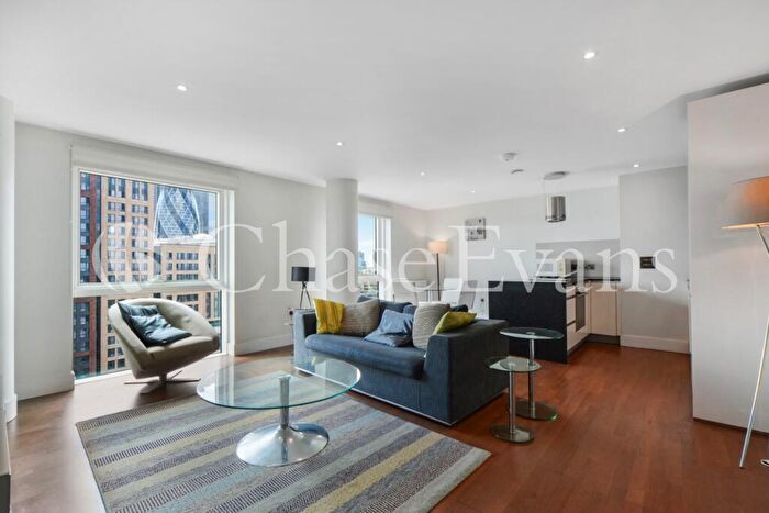 2 Bedroom Flat To Rent In Whitechapel High Street, Aldgate, London, E1