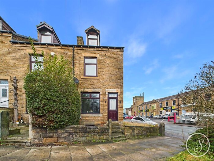 2 Bedroom End Of Terrace House To Rent In Gelderd Road, Birstall, WF17