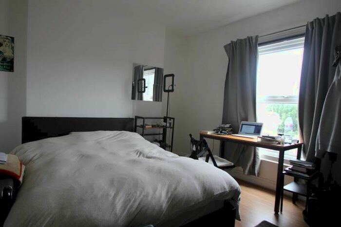 Studio To Rent In Mildmay Rd, London, N1