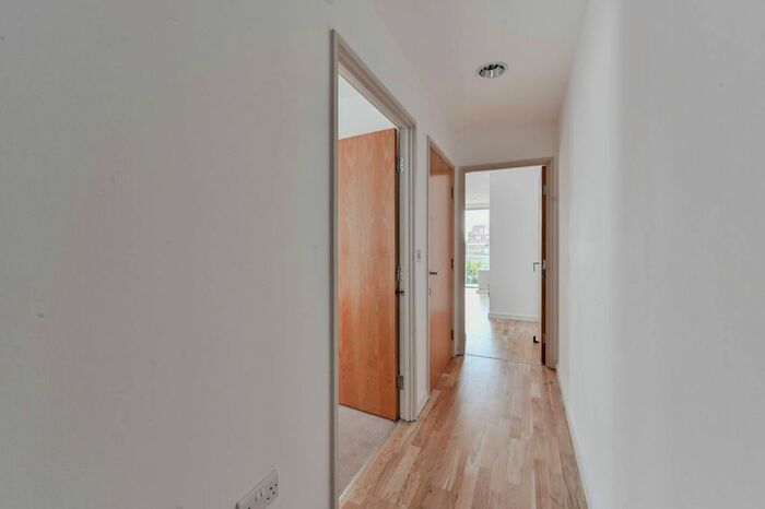 1 Bedroom Flat For Sale In Provost Street, Old Street, London, N1