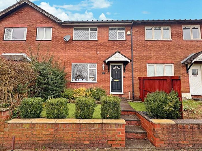 3 Bedroom Terraced House For Sale In Lower Leigh Road, Westhoughton, BL5