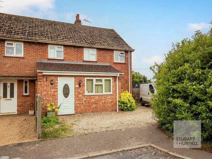 3 Bedroom Semi-Detached House For Sale In Elmhurst Avenue, Sutton, Norfolk, NR12