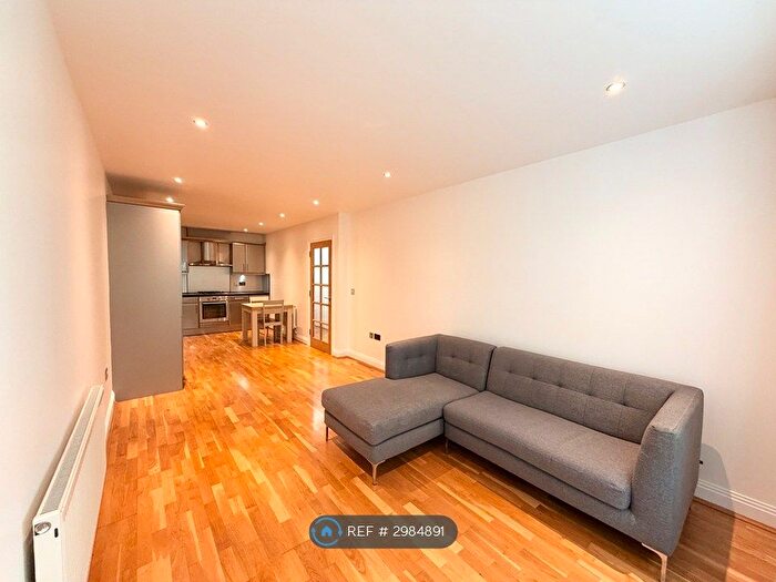 1 Bedroom Flat To Rent In Rotherhithe St, London, SE16