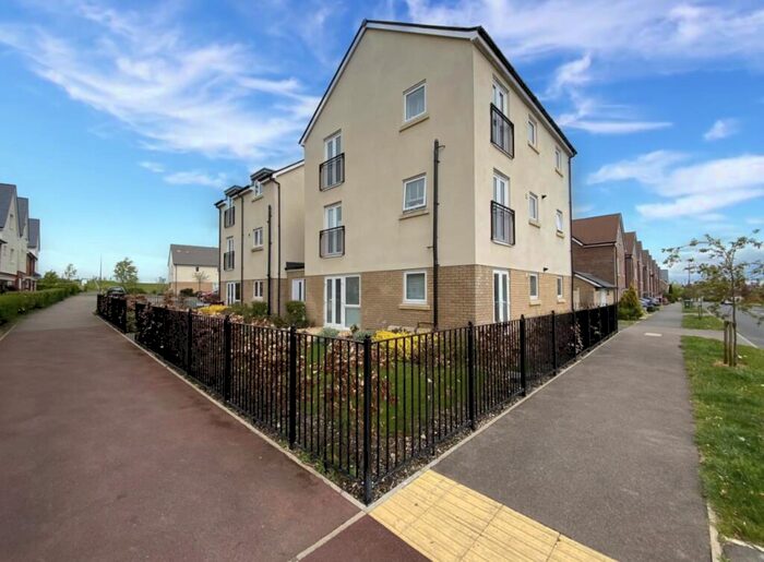 1 Bedroom Apartment To Rent In Bramley Road, Berryfields, Aylesbury, HP18