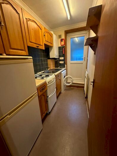 1 Bedroom Flat To Rent In Kingsland Road, London, E8
