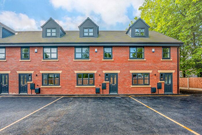 4 Bedroom Town House For Sale In Presbyterian Fold, Hindley, WN2