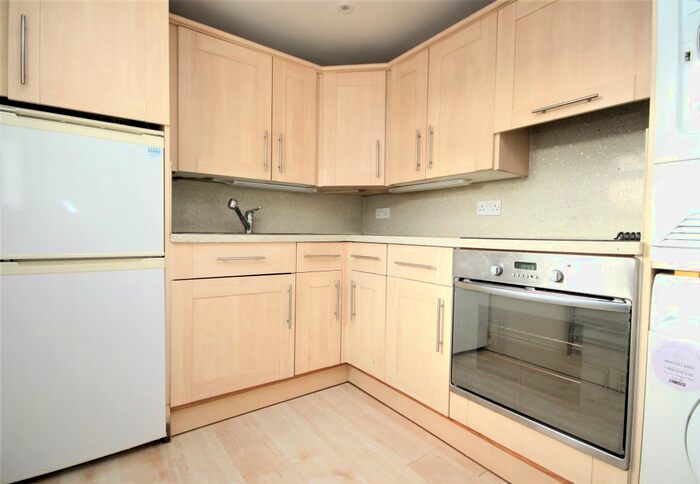 1 Bedroom Flat To Rent In Upper Grosvenor Road, Tunbridge Wells, TN1